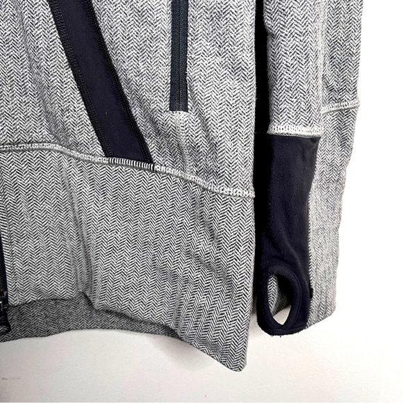 Lululemon Stride Jacket *Brushed Ghost Heathered Coal Herringbone/Coal Size 6 - Picture 10 of 11